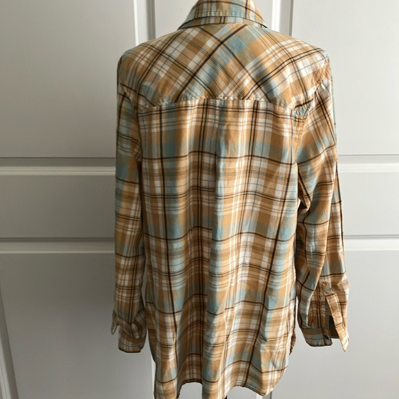 NWT True Craft Tan and Blue Casual Button Down Shirt - Picture 4 of 9
